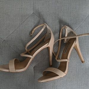 Steve Madden nude strappy heels
